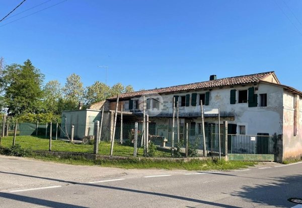 appartamento in vendita a Treviso in zona Ghirada / San Zeno