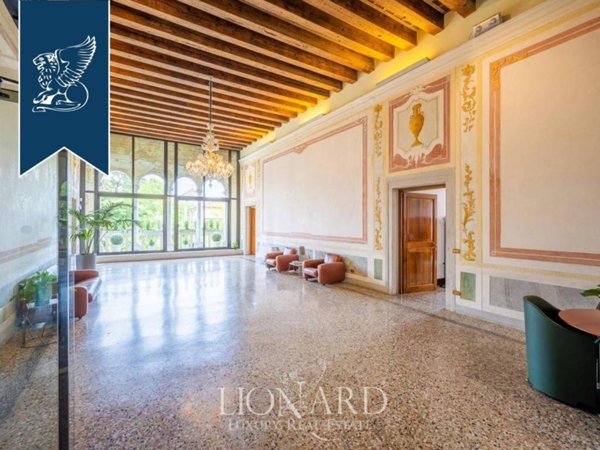 intera palazzina in vendita a Treviso in zona Centro Storico