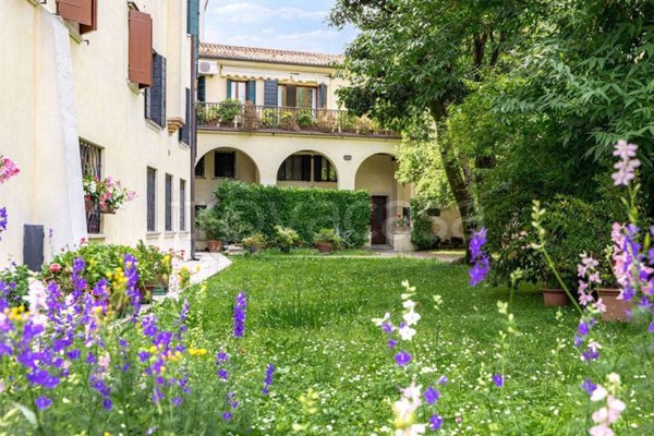 appartamento in vendita a Treviso in zona Centro Storico