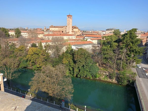 appartamento in vendita a Treviso in zona Centro Storico