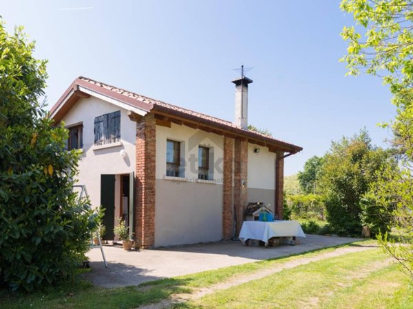 casa indipendente in vendita a Treviso in zona Canizzano
