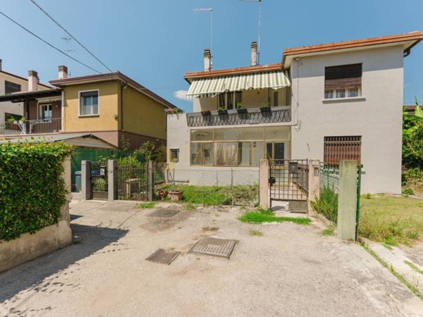appartamento in vendita a Treviso in zona Ghirada / San Zeno
