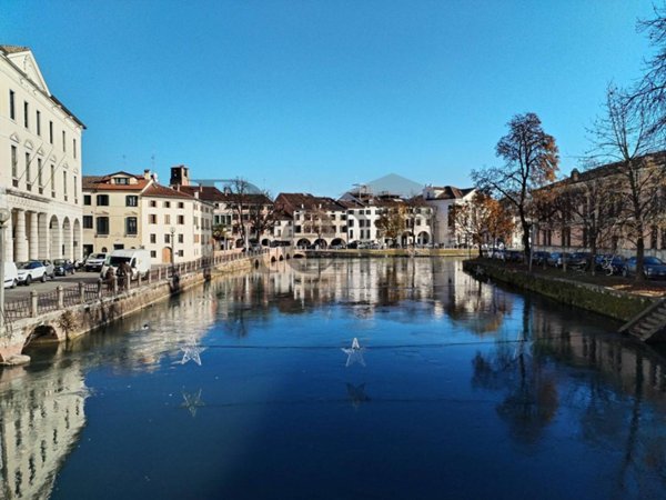 appartamento in vendita a Treviso in zona Centro Storico