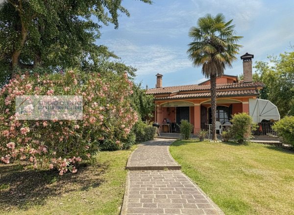 casa indipendente in vendita a Treviso in zona Ghirada / San Zeno