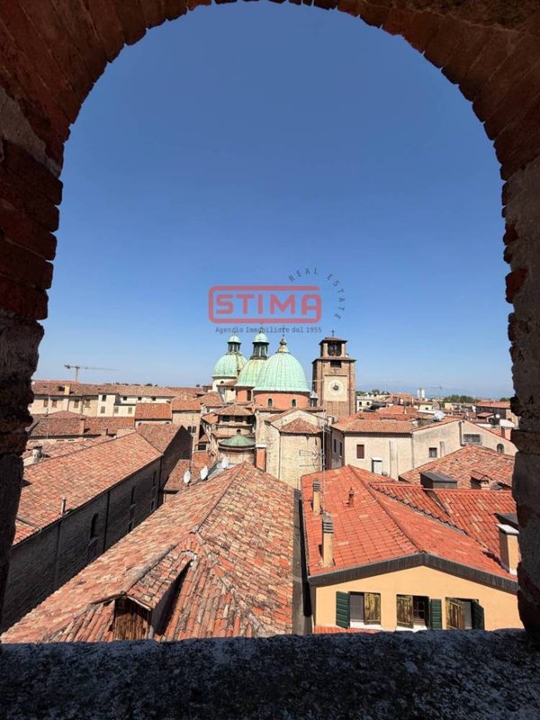appartamento in vendita a Treviso in zona Centro Storico