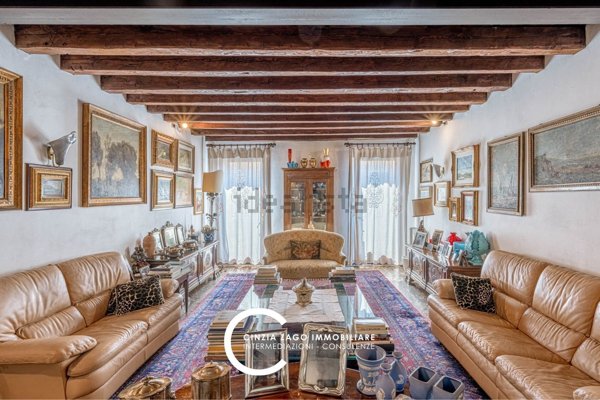 casa indipendente in vendita a Treviso in zona Centro Storico