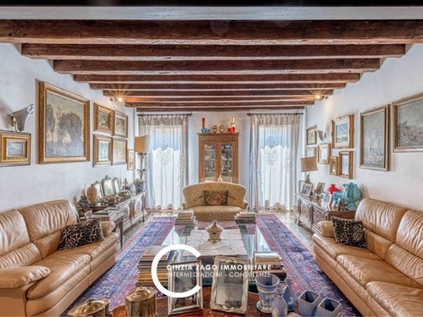 casa indipendente in vendita a Treviso in zona Centro Storico