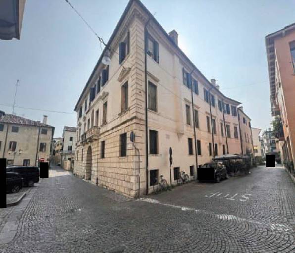 appartamento in vendita a Treviso in zona Centro Storico