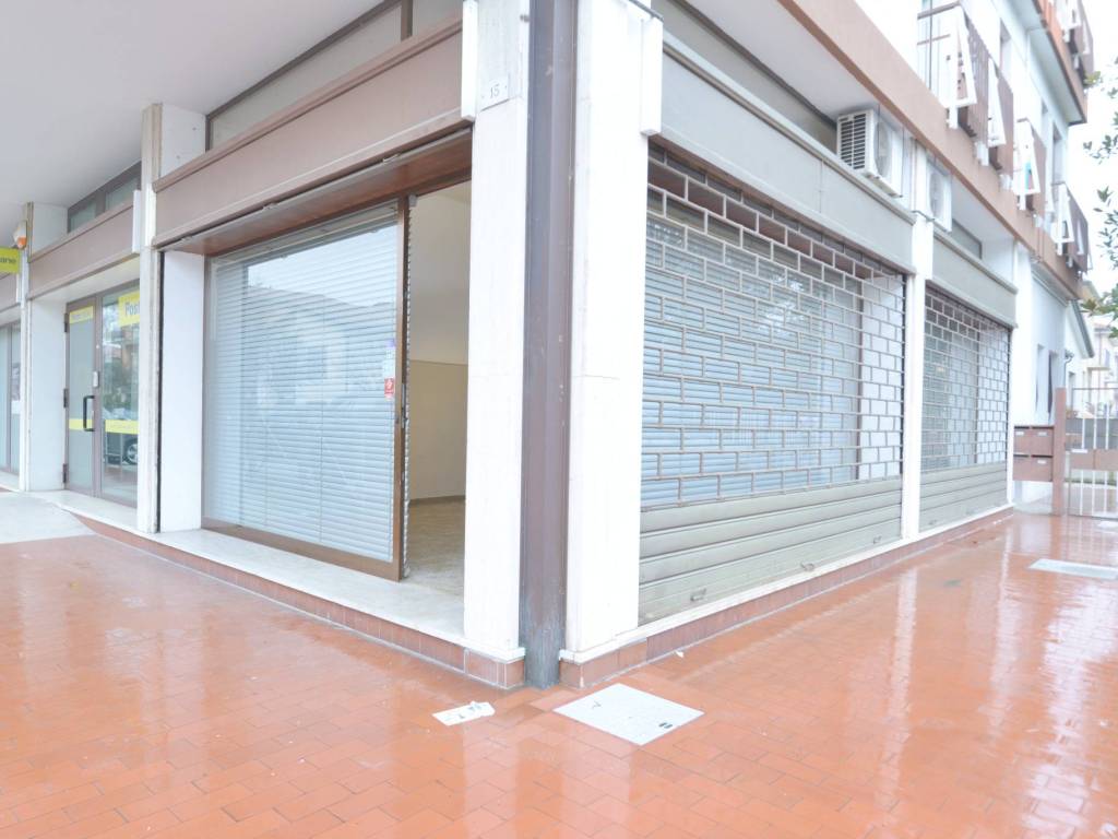 locale commerciale in vendita a Treviso in zona San Giuseppe