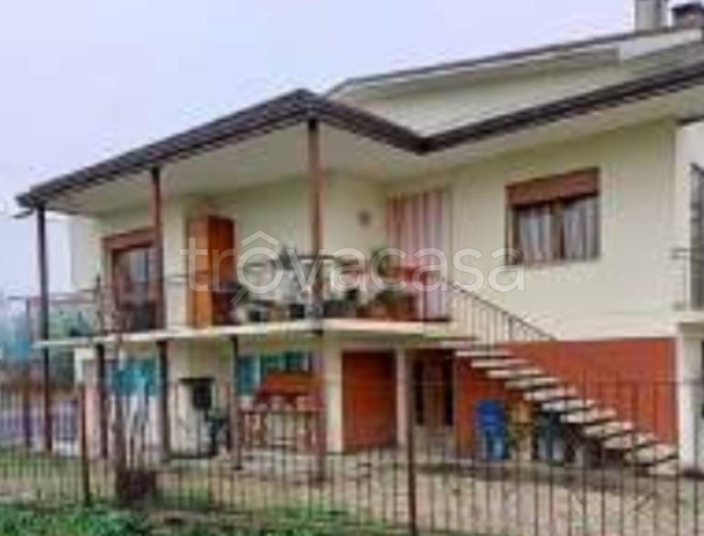 casa indipendente in vendita a Treviso in zona Canizzano
