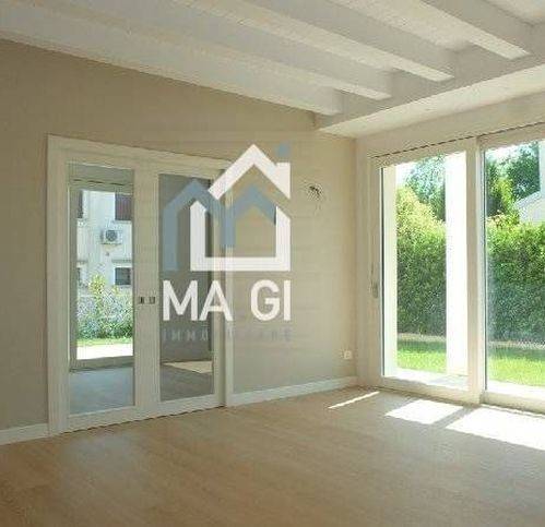 casa indipendente in vendita a Treviso in zona Santa Bona