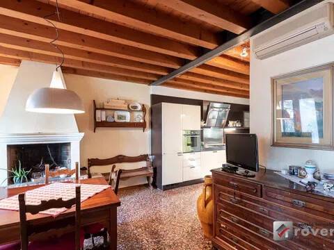 casa indipendente in vendita a Treviso in zona Santa Bona