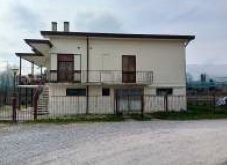 casa indipendente in vendita a Treviso in zona Canizzano