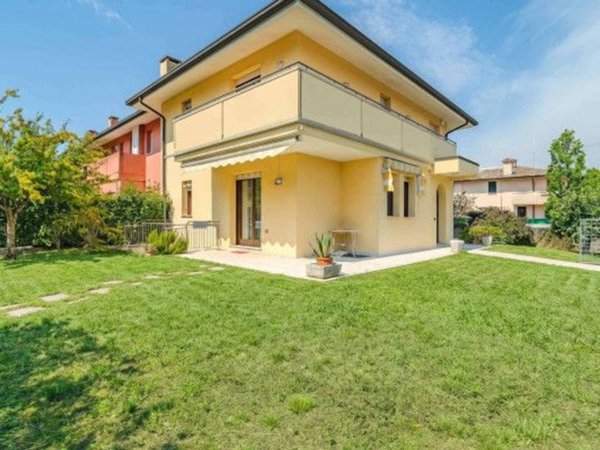 casa indipendente in vendita a Treviso in zona Monigo
