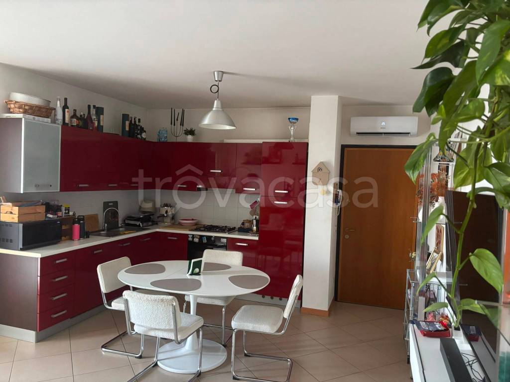 appartamento in vendita a Treviso in zona Sant'Angelo