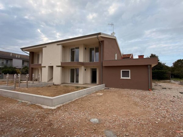 appartamento in vendita a Treviso in zona Canizzano