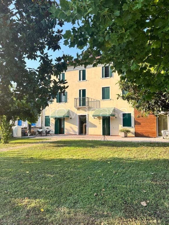 appartamento in vendita a Treviso in zona Ghirada / San Zeno