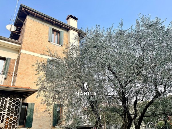 casa indipendente in vendita a Treviso in zona Centro Storico