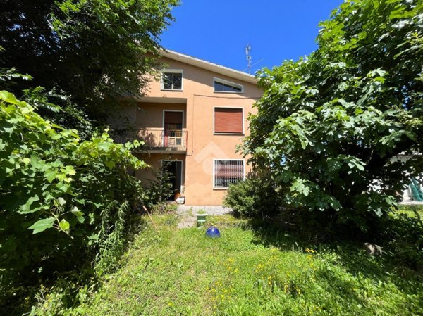 casa indipendente in vendita a Valdobbiadene in zona Bigolino