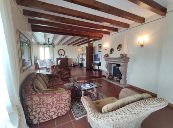 casa indipendente in vendita a Valdobbiadene