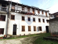 casa indipendente in vendita a Valdobbiadene