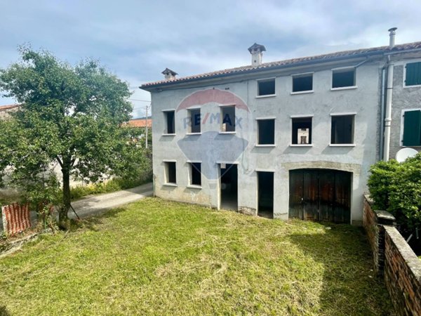 appartamento in vendita a Valdobbiadene in zona San Giovanni
