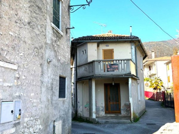 casa indipendente in vendita a Valdobbiadene