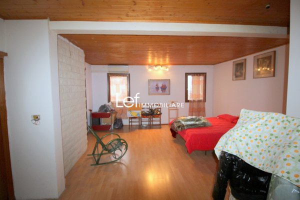 casa indipendente in vendita a Valdobbiadene