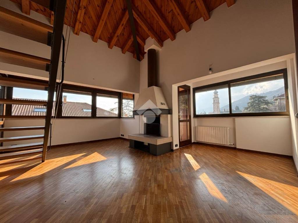 appartamento in vendita a Valdobbiadene
