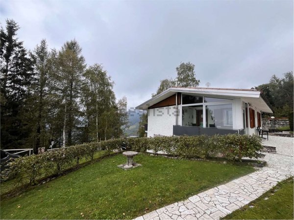 casa indipendente in vendita a Valdobbiadene