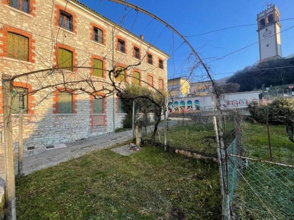 appartamento in vendita a Valdobbiadene