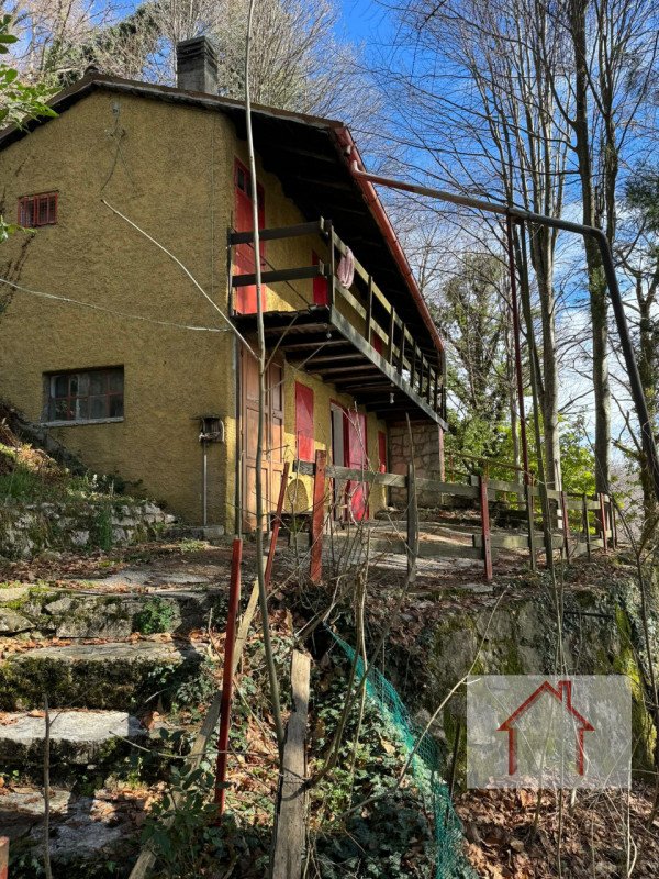 casa indipendente in vendita a Valdobbiadene