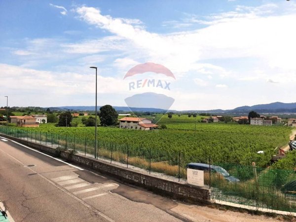 casa indipendente in vendita a Valdobbiadene in zona San Vito