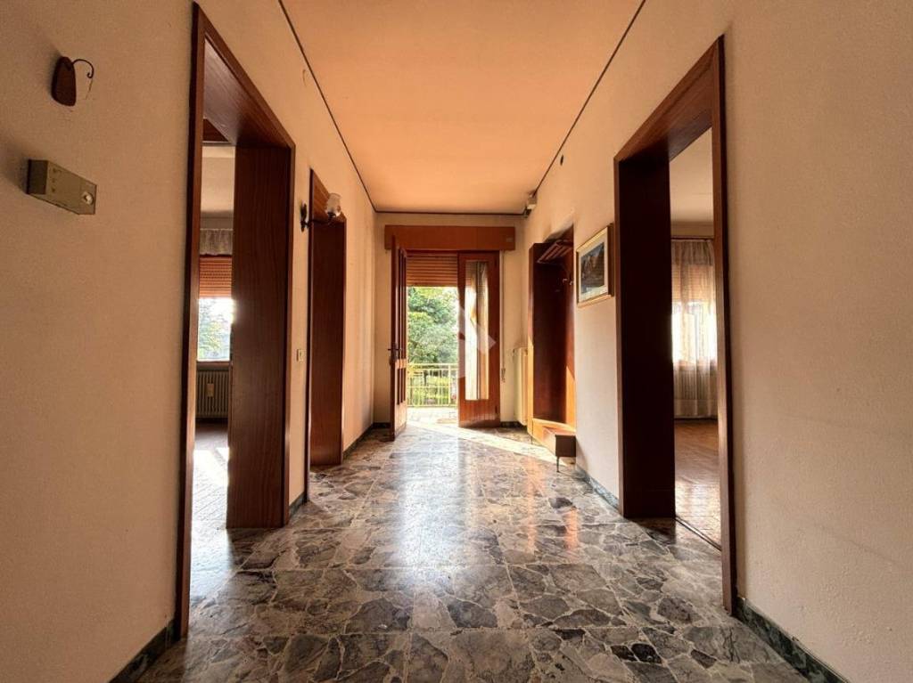 casa indipendente in vendita a Valdobbiadene in zona Bigolino