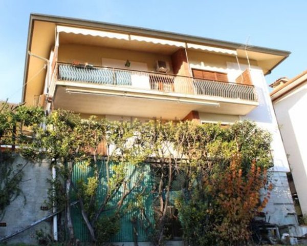 casa indipendente in vendita a Valdobbiadene