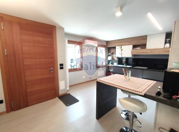 casa indipendente in vendita a Valdobbiadene