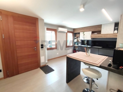 casa semindipendente in vendita a Valdobbiadene