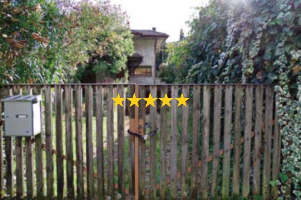 casa indipendente in vendita a Valdobbiadene