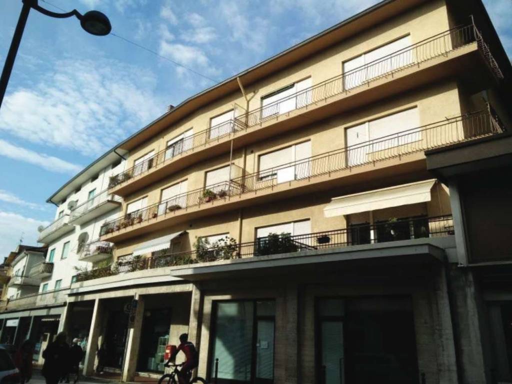 intera palazzina in vendita a Valdobbiadene