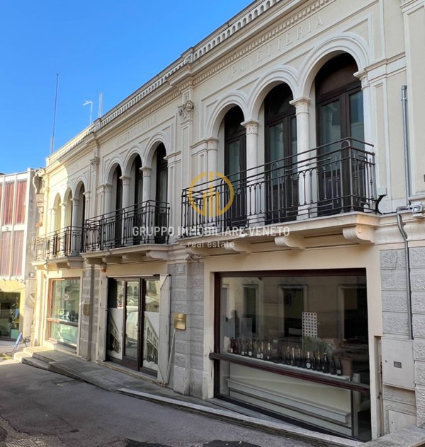 ufficio in vendita a Valdobbiadene