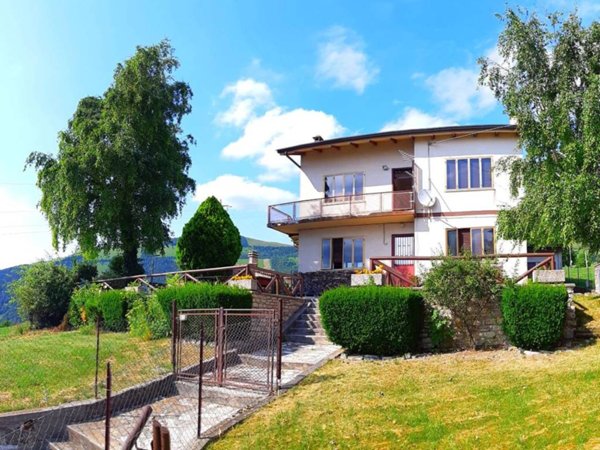 casa indipendente in vendita a Valdobbiadene