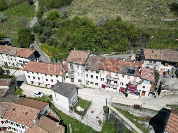 appartamento in vendita a Valdobbiadene in zona Santo Stefano