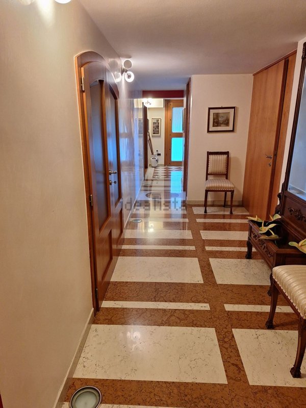 casa indipendente in vendita a Valdobbiadene