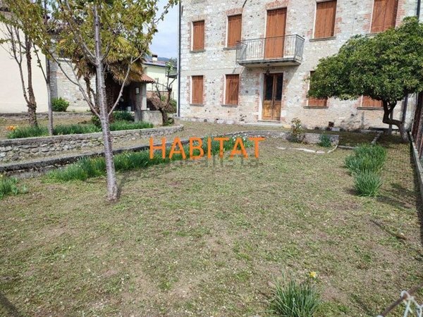 casa indipendente in vendita a Valdobbiadene