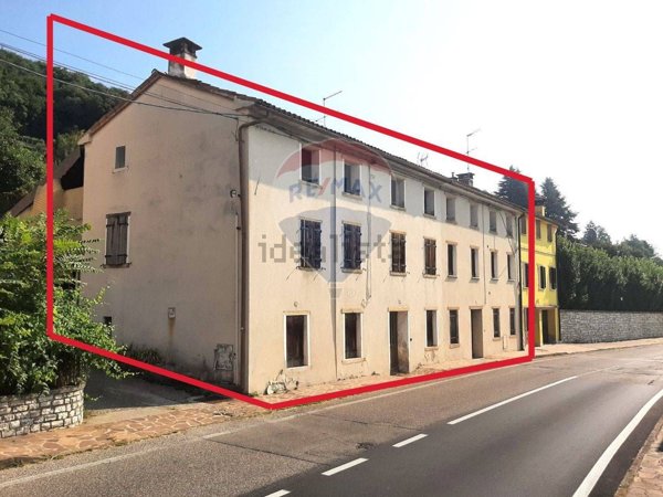 casa indipendente in vendita a Valdobbiadene