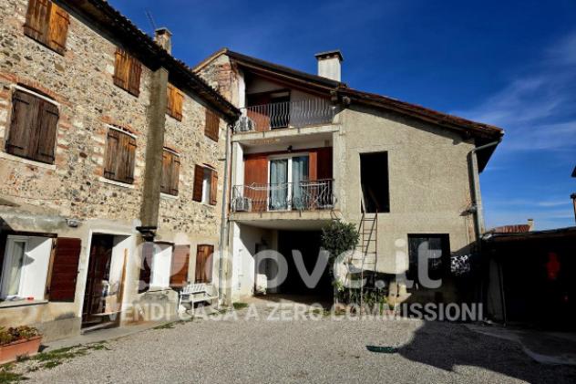 casa indipendente in vendita a Valdobbiadene in zona Bigolino