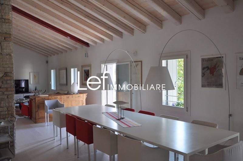 casa indipendente in vendita a Valdobbiadene