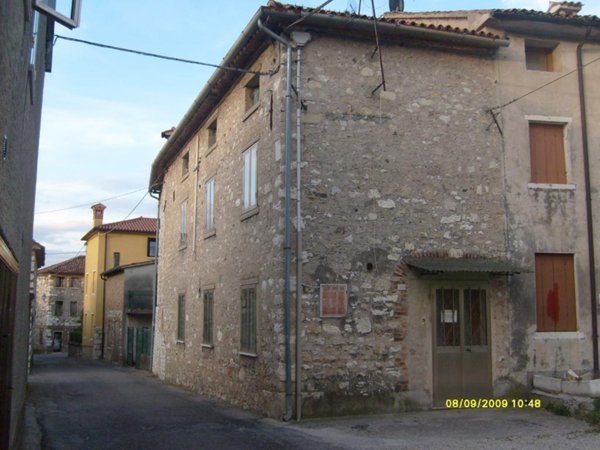 casa indipendente in vendita a Valdobbiadene