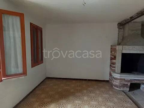 casa indipendente in vendita a Valdobbiadene