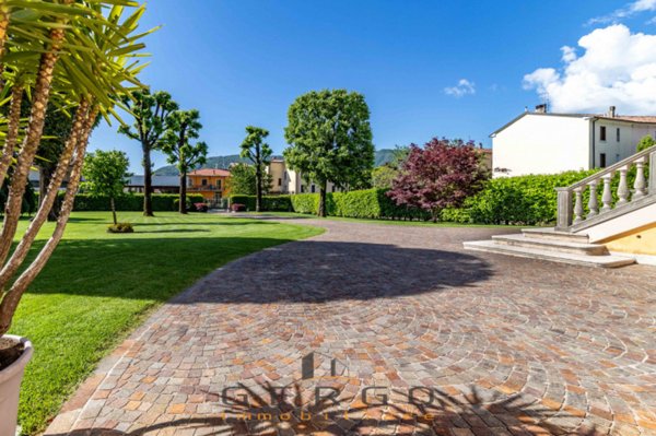 casa indipendente in vendita a Valdobbiadene